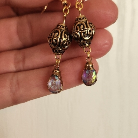 Mystic Labradorite leather choker necklace and earrings set - Picture 9 of 9